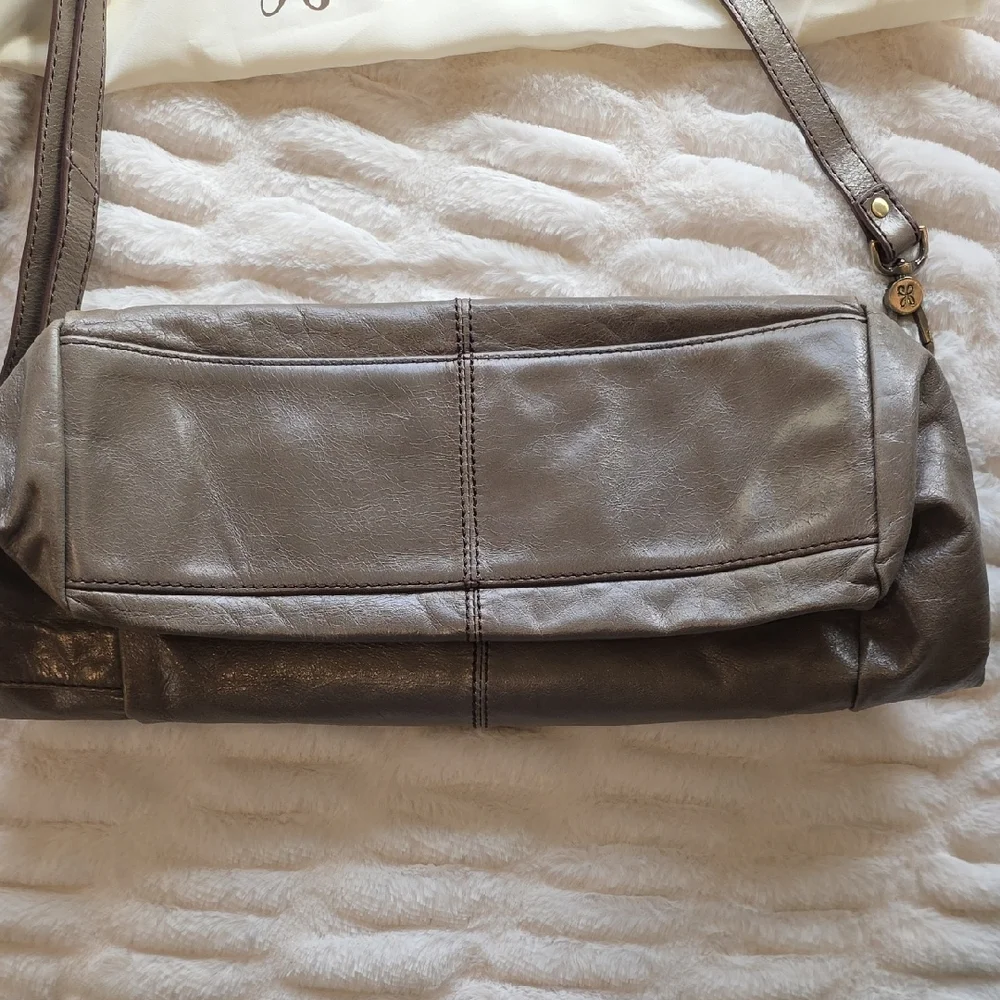 HOBO Women's Taupe Sheila Leather Hobo Bag  Ex Cond - Picture 6 of 8